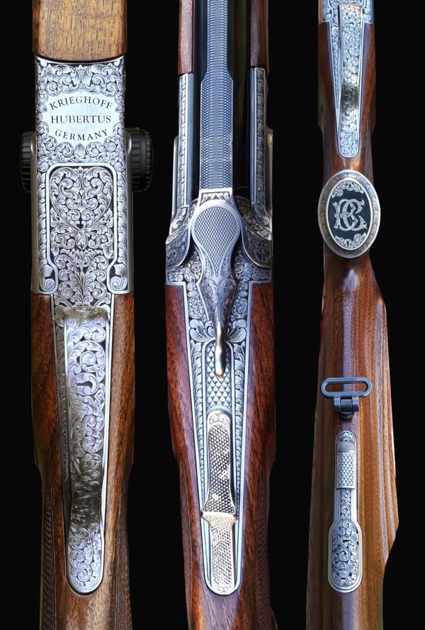 Jagdwaffe von Krieghoff mit graviertem Ornament und Monogramm, drei Ansichten