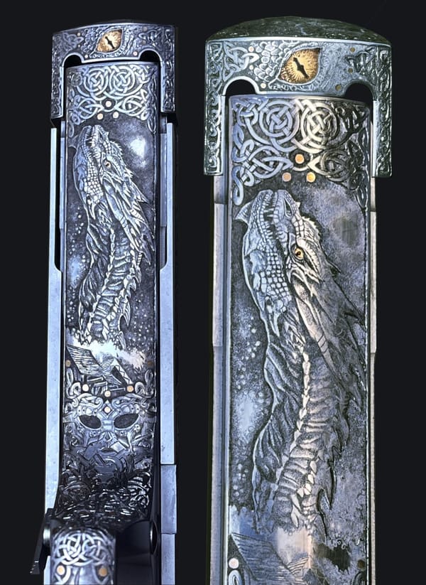 Lauf und Unterseite der Desert Eagle mit dem Drachen Smaug und keltischem Flechtwerk